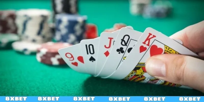 Bí kíp thắng Poker chiến lược đỉnh cao